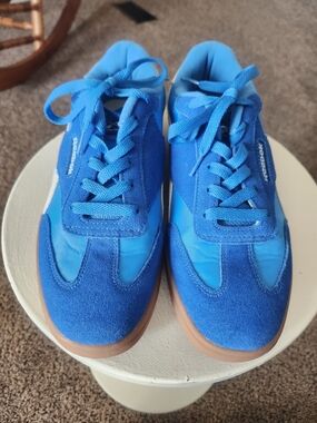 Reebok Women's Athletic Sneakers in Bright Blue and Gum